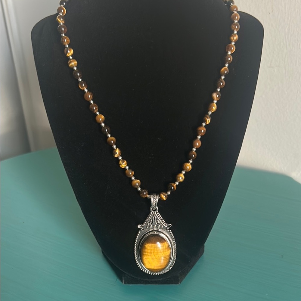 Brilliant Tigers Eye Gemstone Beaded Antiqued Silver Tone Pendant Necklace